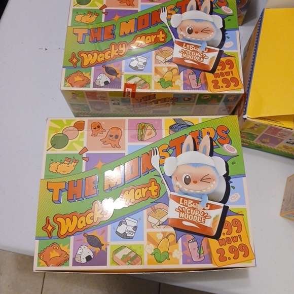 POP MART The Monsters Wackey Mart Cup Noodles Case 12 Sesled Blind Boxes